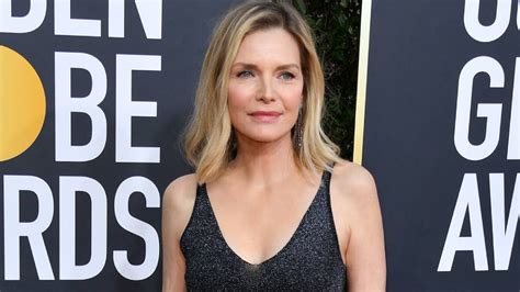 Michelle Pfeiffer wows with swimsuit body at 62 